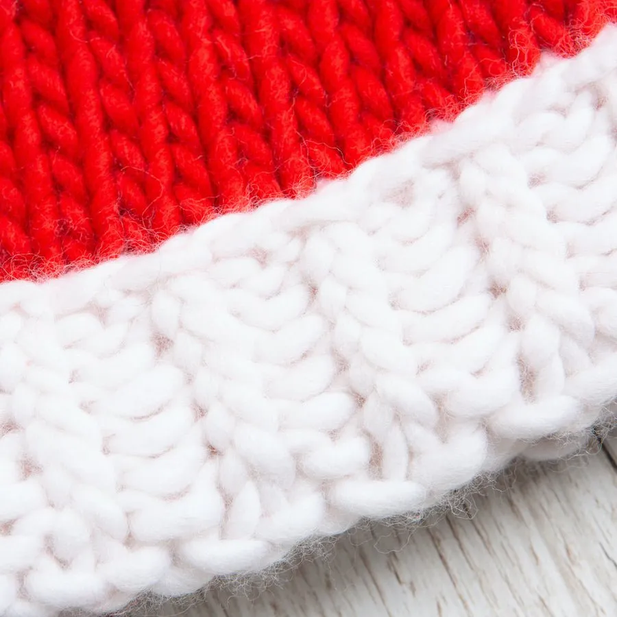 Adults Santa Hat Knitting Kit