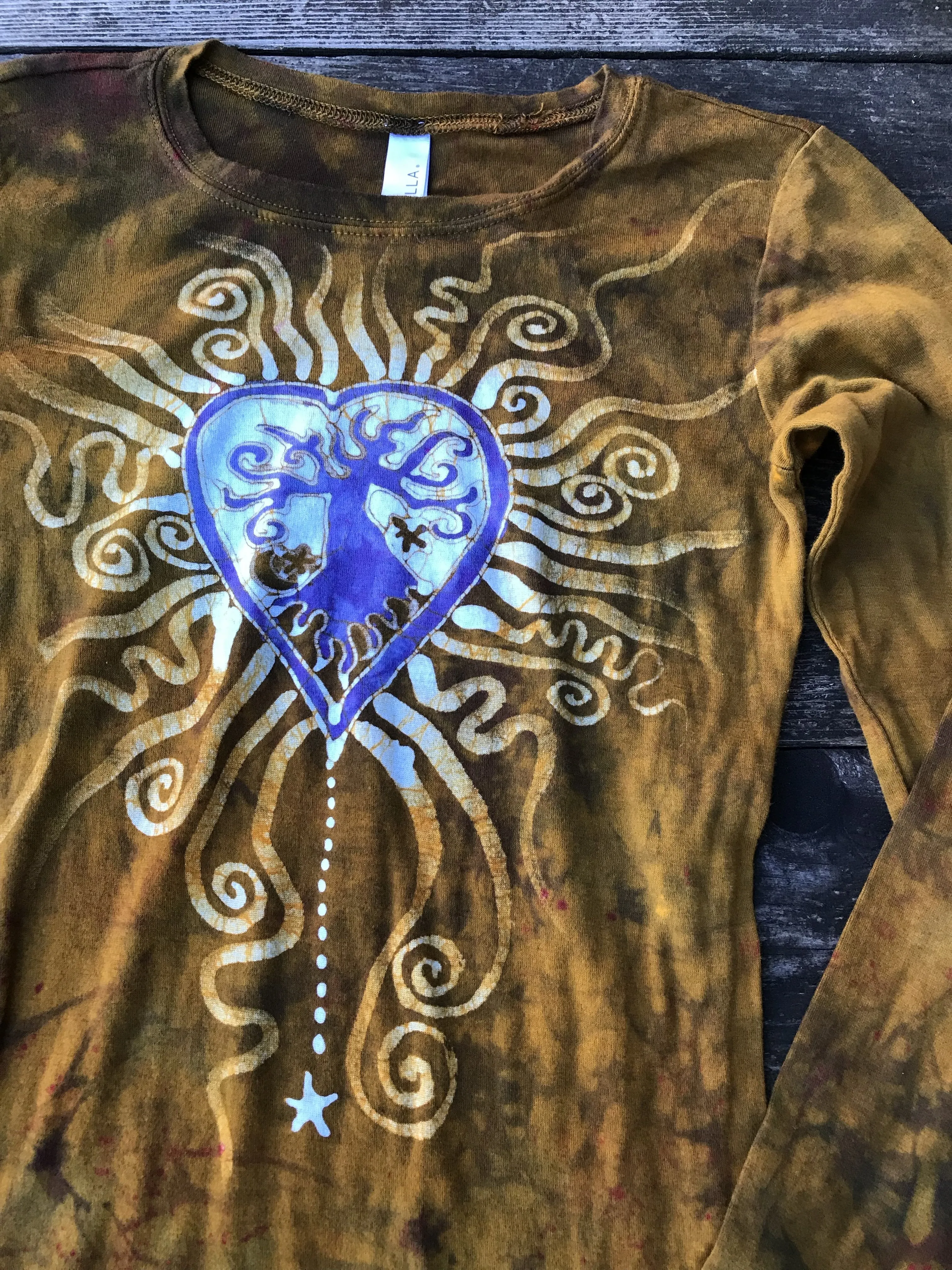 Brilliant Gold Tree Heart Long Sleeve Tee