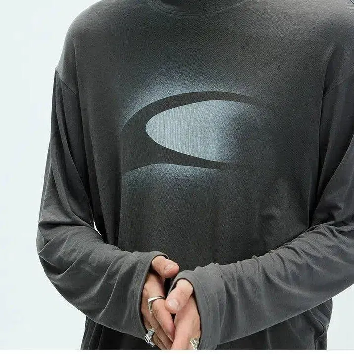 Elastic Gradient Logo Long Sleeve T-Shirt