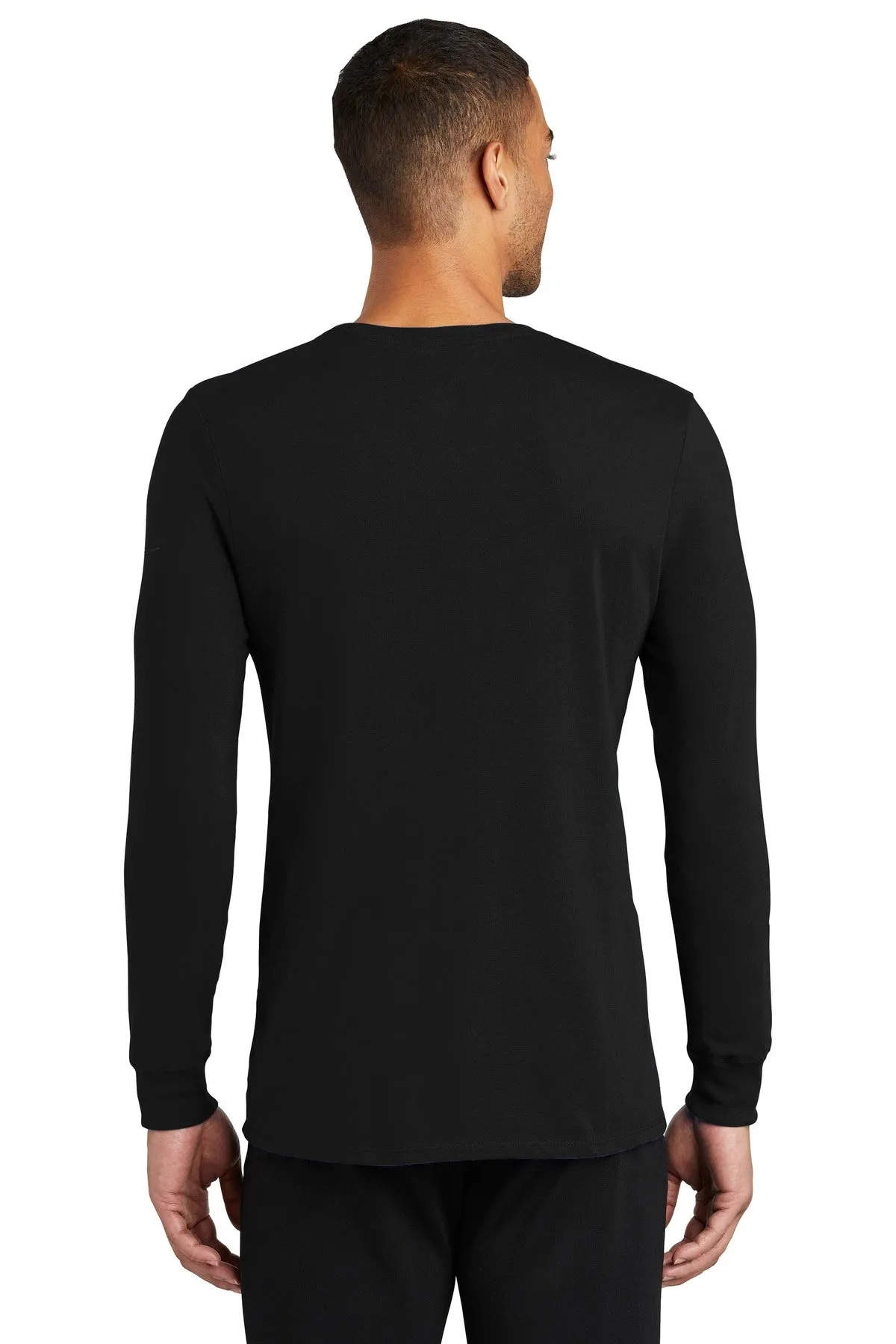 Nike Dri-FIT Cotton/Poly Long Sleeve Tee. NKBQ5230