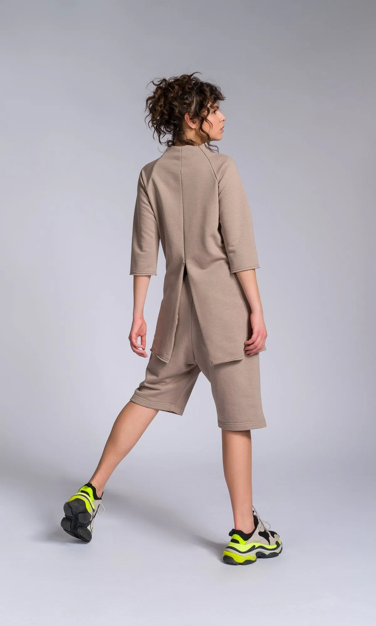 Straight Tunic Sweatshirt with Zipper Slits