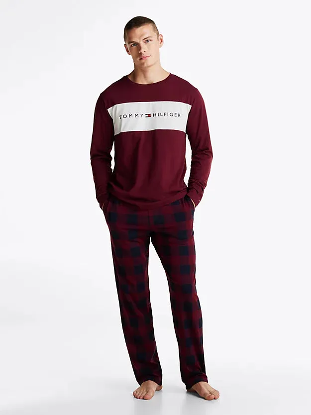 Tommy Hilfiger Men's Original Long Sleeve T-Shirt - Deep Rouge