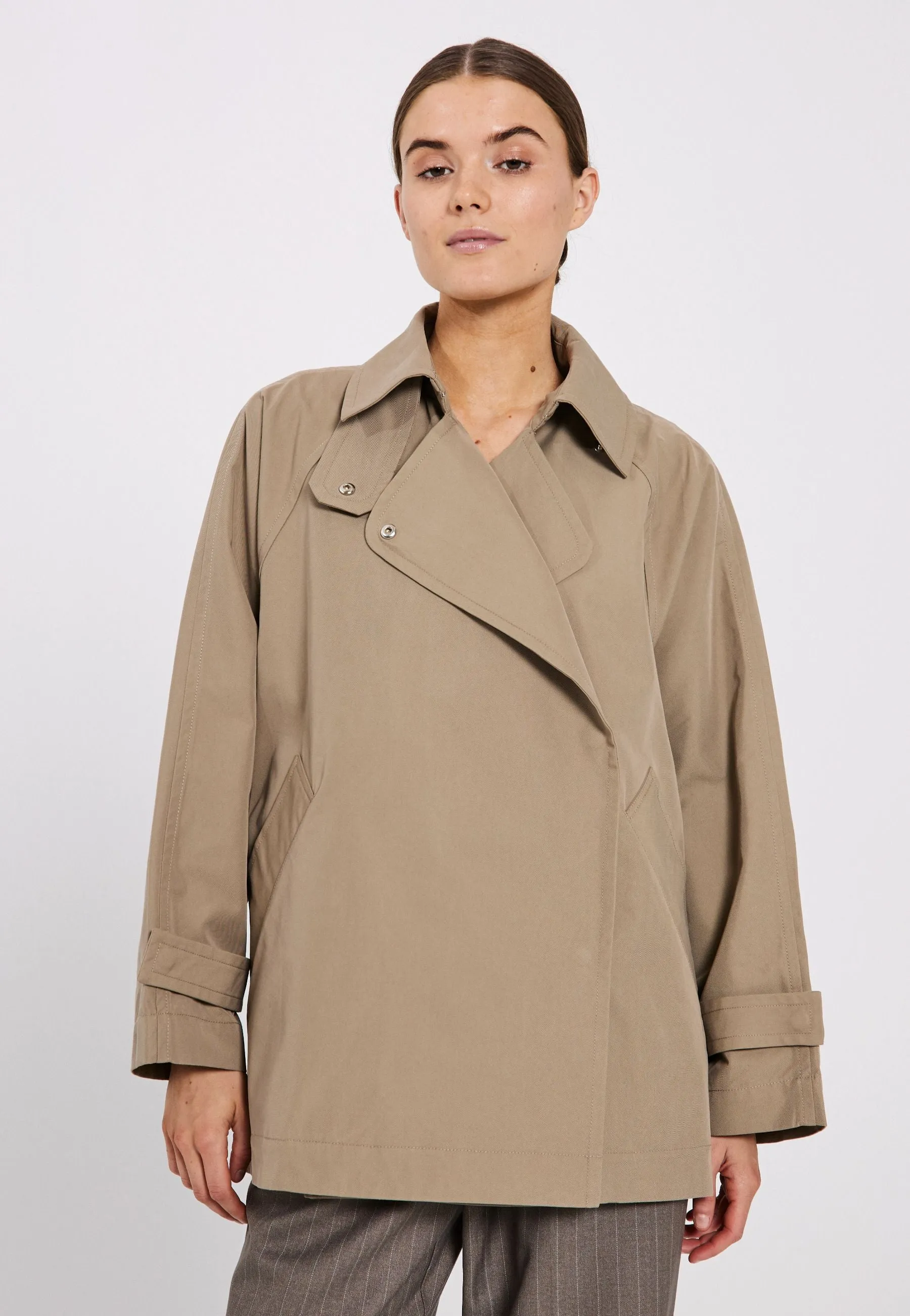 Vana short trench coat - Warm Beige