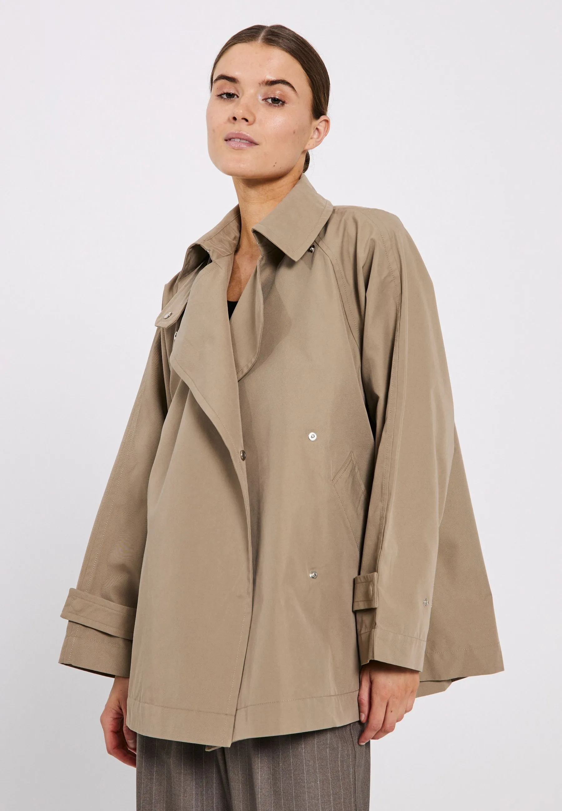 Vana short trench coat - Warm Beige