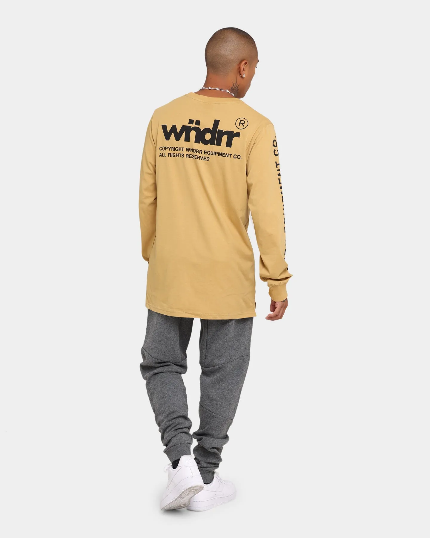 WNDRR In Line Long Sleeve T-Shirt Almond