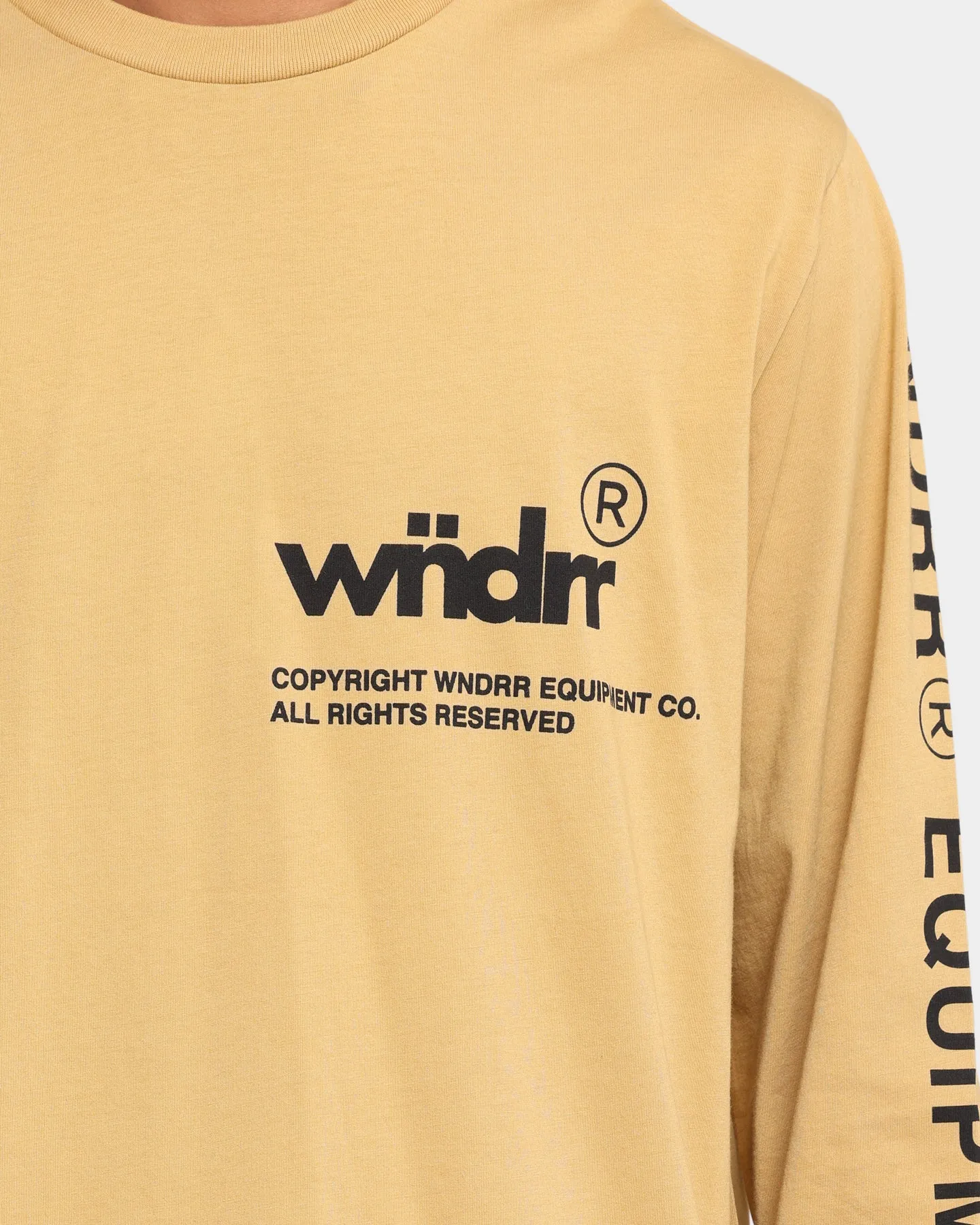 WNDRR In Line Long Sleeve T-Shirt Almond