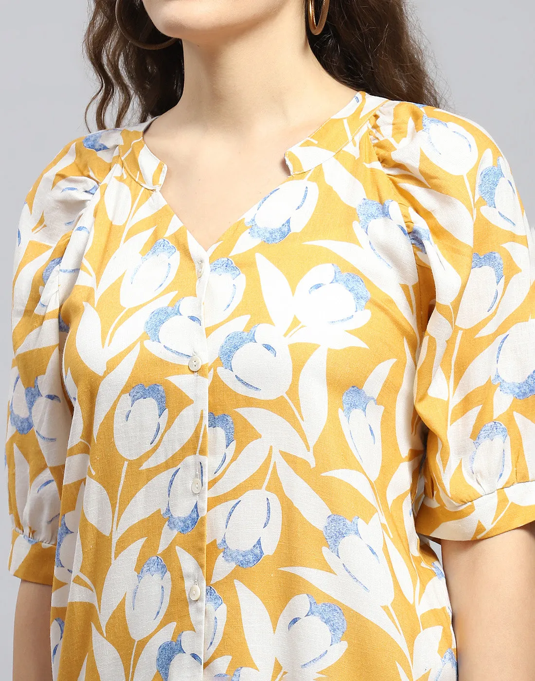 Women Mustard Printed Mandarin Collar Short Sleeve Tunic